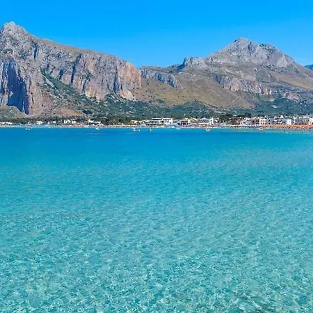 Holiday home Zefiro&levante1 Luce Del Mare *